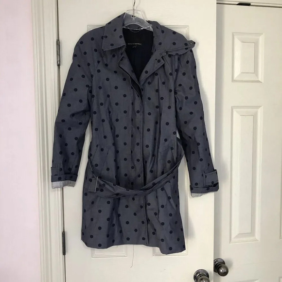 Banana Republic Woman’s Chambray Polka Dot Classic Trench Coat Small Bel… - Picture 4 of 11
